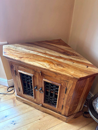 Sheesham wood corner - tv, stand