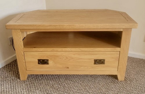 Solid oak corner cabinet - corner, tv